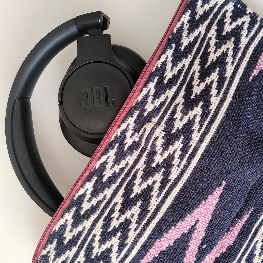 Smart Accessories Pouch-1