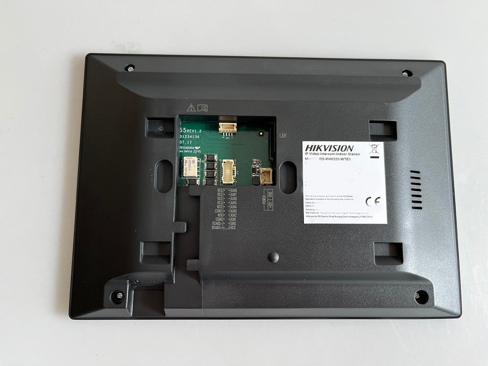 Hikvision IP-videoporttelefonsett med Wi-Fi og 7-tommers fargeskjerm
