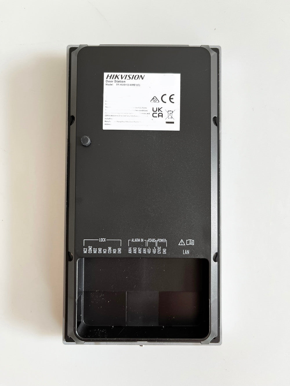 Hikvision IP-videoporttelefonsett med Wi-Fi og 7-tommers fargeskjerm